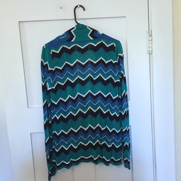 Belldini Chevron Print Long Sleeve Cardigan - Picture 2 of 7